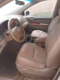 A picture of Toyota Sienna