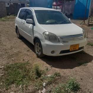A picture of Toyota Raum New