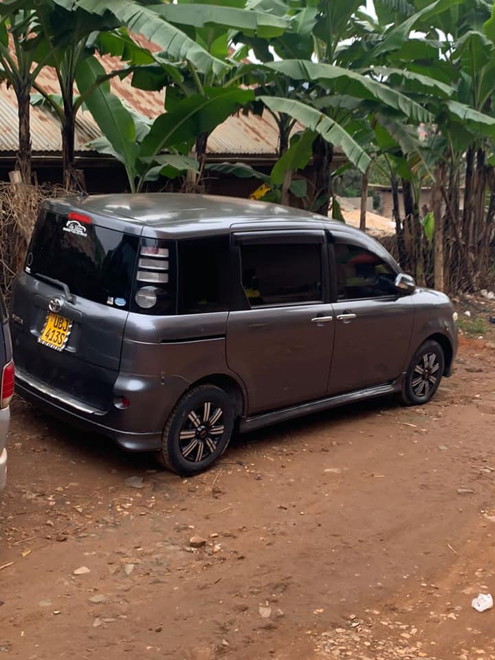 A picture of Toyota Sienta on Sale 17.5million slightly negotiable or whatsapp 0751559193