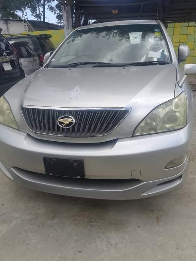 toyota harrier
