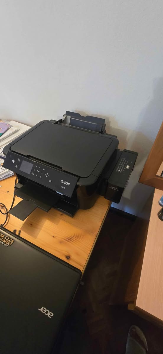 A picture of EPSON L850 PRINT SCAN COPY