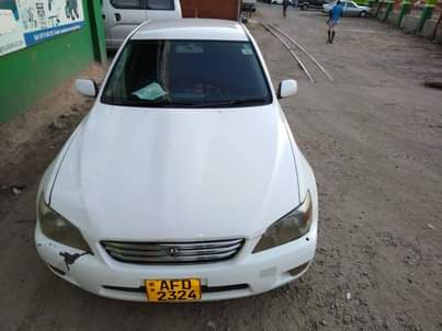 used toyota altezza