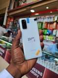 A picture of Samsung Galaxy S20 5G 128gb 12gb 780k 0758206953 clear camera