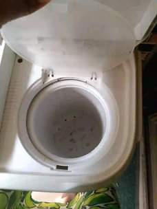 A picture of WASHING MACHINE