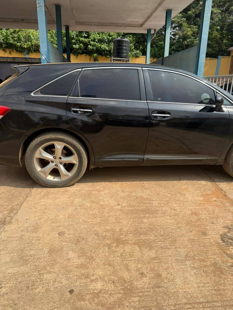 A picture of Toyota Venza 2010