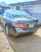 A picture of Camry mustle engine smoking and sound on top
