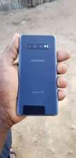 A picture of samsung galaxy s10 plain clean sana