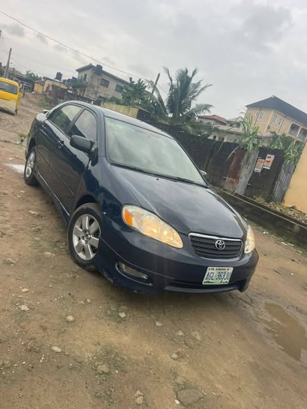 A picture of Toyota Corolla 07 08031113380 Car with me no long chain