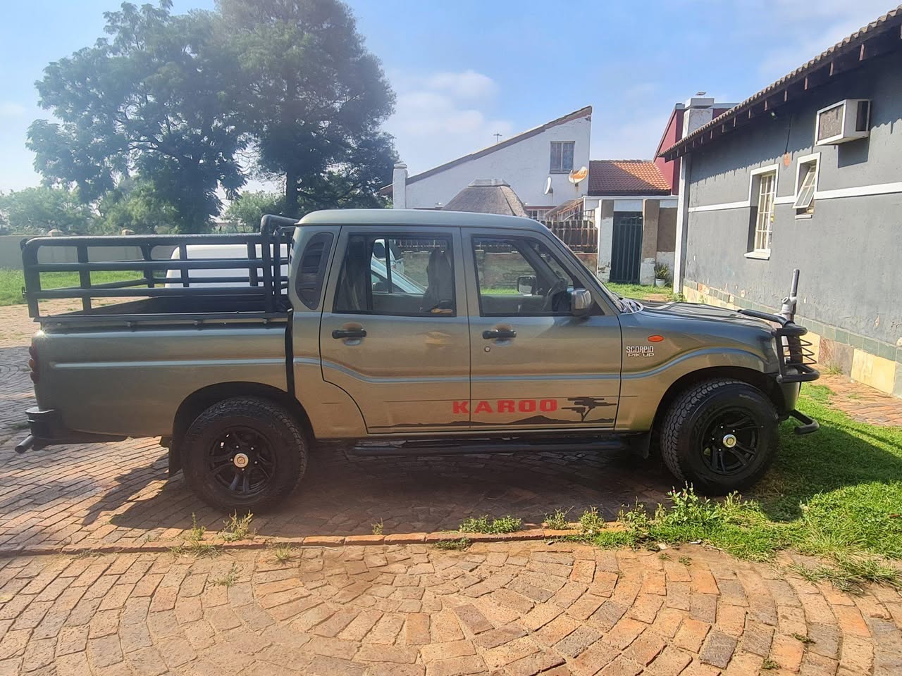 mahindra scorpio