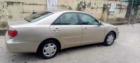A picture of Clean Toyota Camry 2005