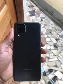 A picture of SAMSUNG GALAXY A12