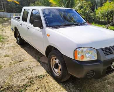 nissan frontier