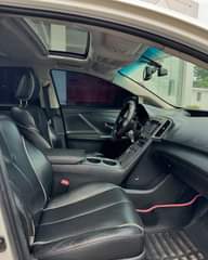 A picture of Toyota Venza 2013 Brand Toyota Model Venza Year 2013 Transmission