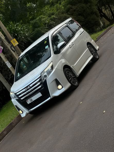 A picture of Noah model 2015 available installoment allowed for inspection call or