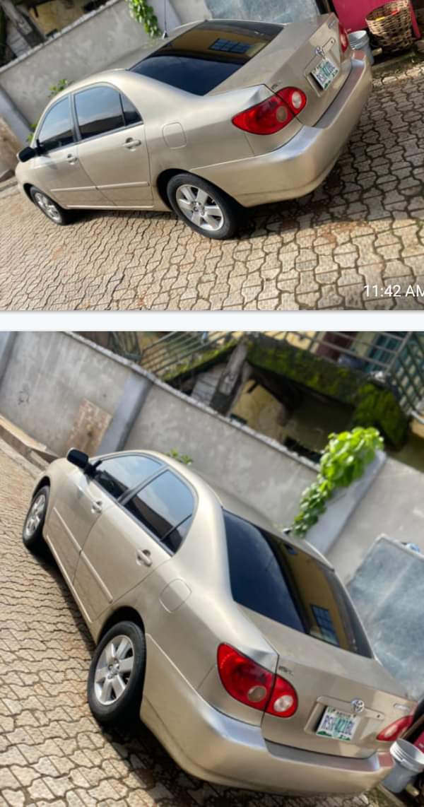 A picture of This is a very clean first body Toyota Corolla 2007