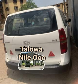 A picture of 2013 HYUNDAI H3