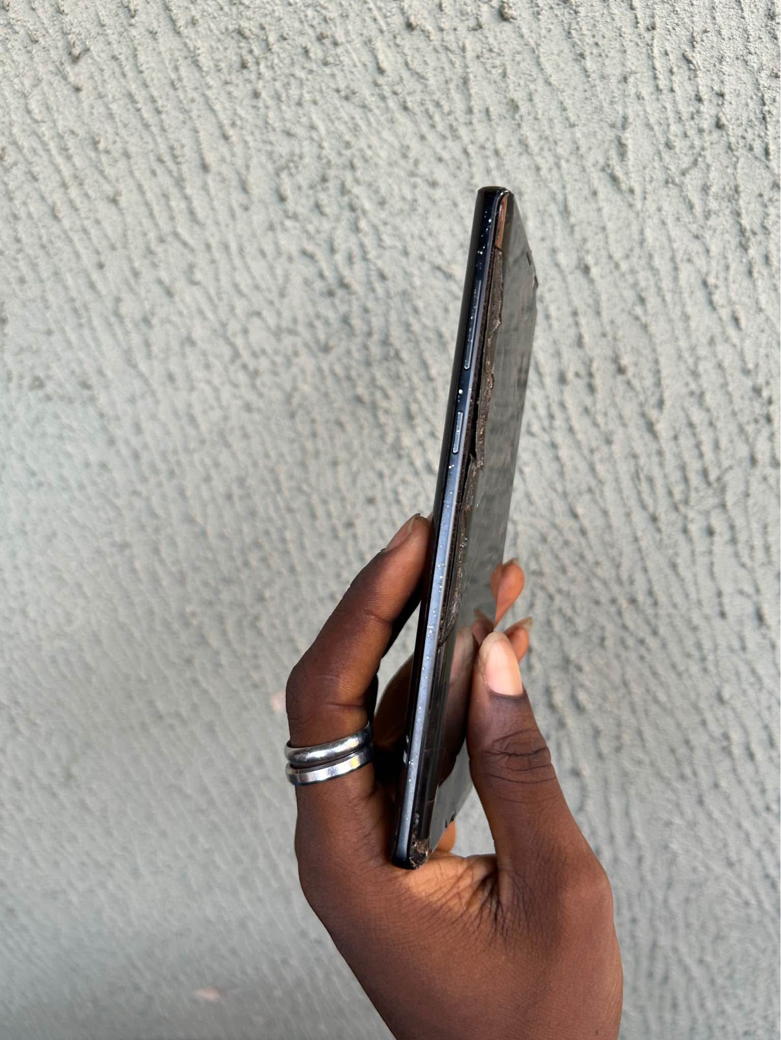 A picture of SAMSUNG GALAXY NOTE 9 FOR SALE