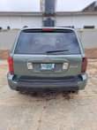 A picture of 2004 Honda Pilot Jeep