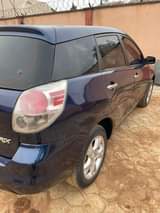 A picture of sharp 2005 Toyota Matrix buy and traveling Tokunbo