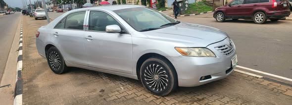 A picture of Distressed Sharp Camry muzzle Engine and gear perfect with Chillin