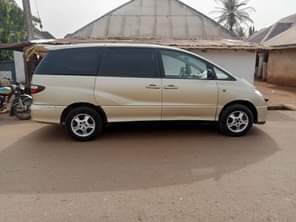 A picture of Belgium Toyota previa 05 06 for sale 7 6m location