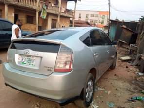 A picture of Toyota Prius 2005 First body everything works perfectly ok Going