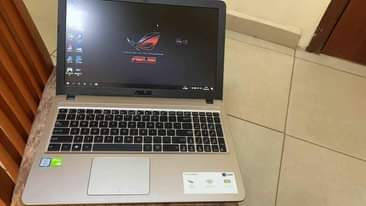 A picture of ASUS LAPTOP