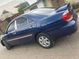 A picture of Toyota Camry 06