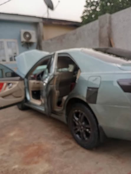 A picture of Distress Sales Owners House Deal Toyota Camry 2008 Untampered Engine