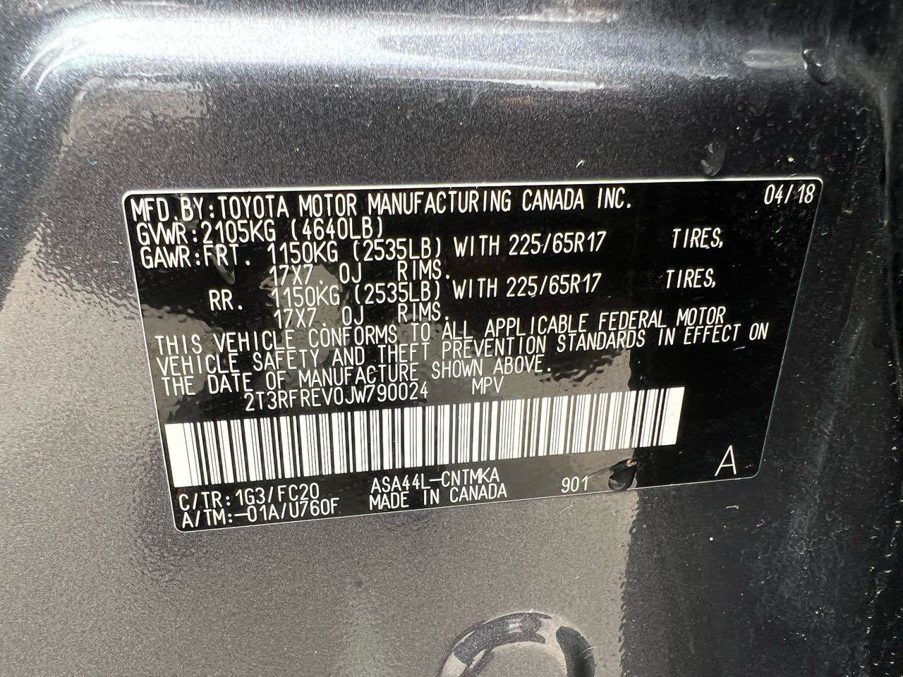 A picture of FOREIGN USED 2018 19 TOYOTA RAV4 XLE