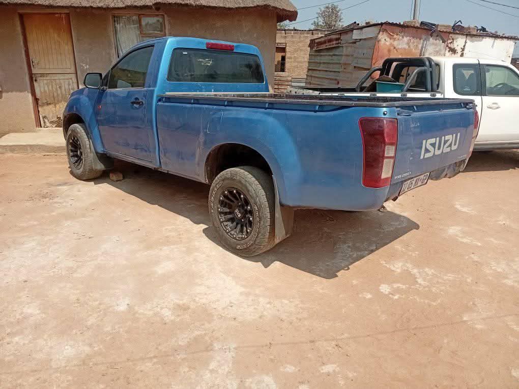 isuzu