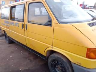 A picture of Volkswagen T4 bus long frame tokumbo standard