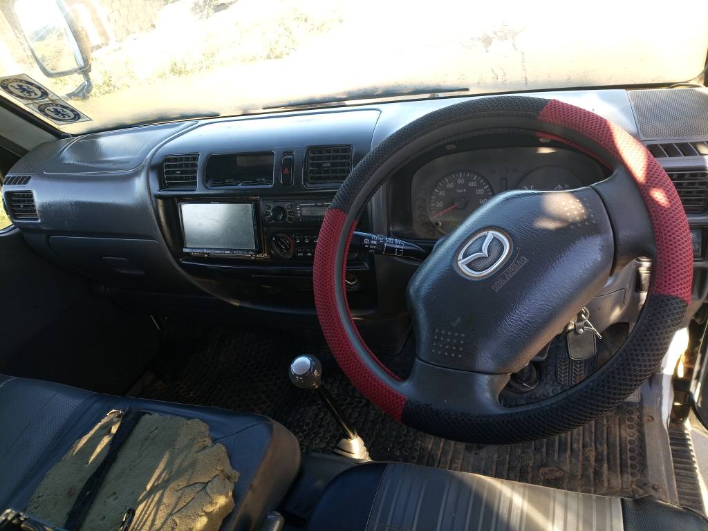 classifieds/cars mazda