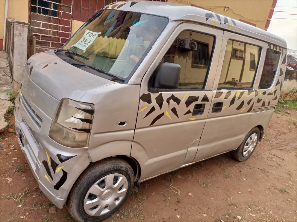 A picture of Used Korope Suzuki mini bus 2009