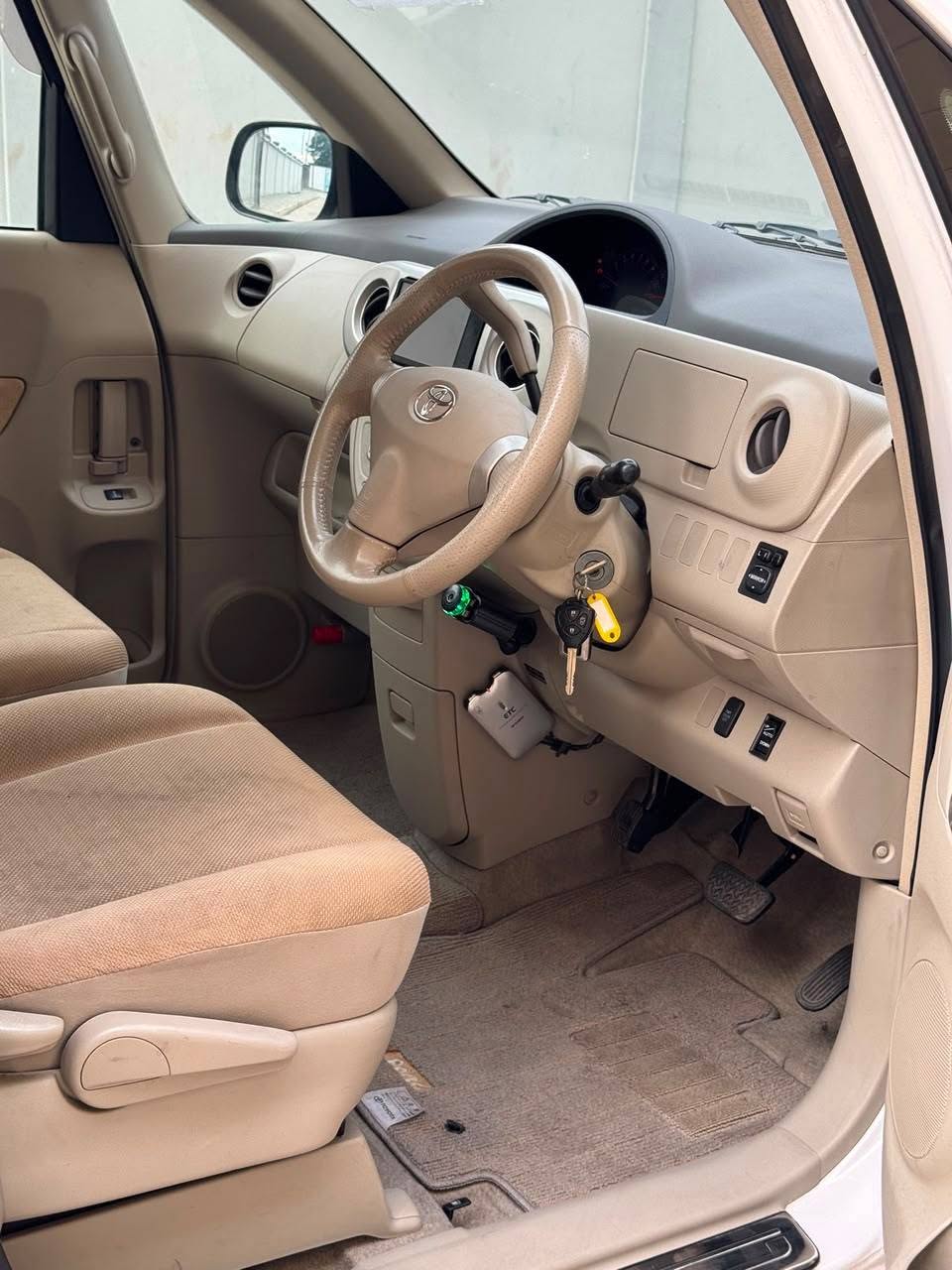 A picture of TOYOTA PORTE