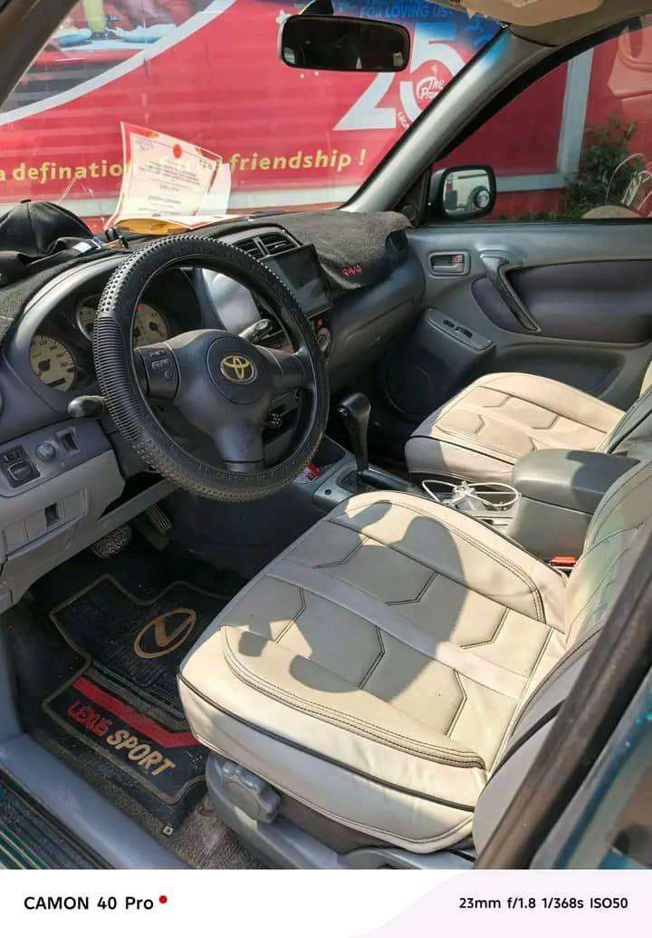 A picture of Toyota RAV4