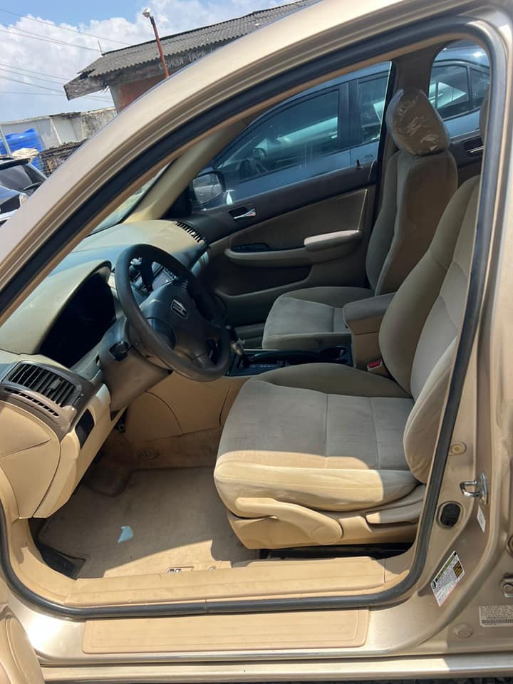 A picture of 2004 Honda Accord EOD 