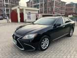 A picture of Good deal V Clean well maintained 2010 2015 Lexus Es350
