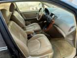 A picture of 2000 Rx 300 llexus 2000