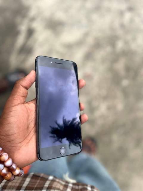 A picture of Simu iphone 8 plus