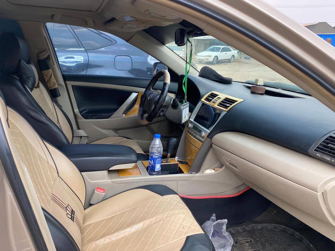 A picture of Toyota camry XLE 2008