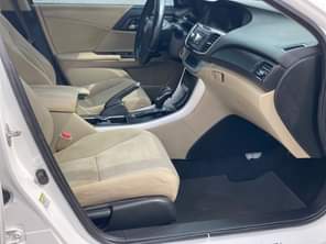 A picture of Extremely clean Honda Accord V4 keyless 2014 Upgrade To 2017