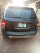 A picture of Pontiac Torrent