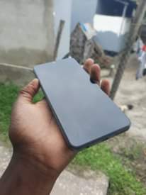 A picture of Vivo y17s