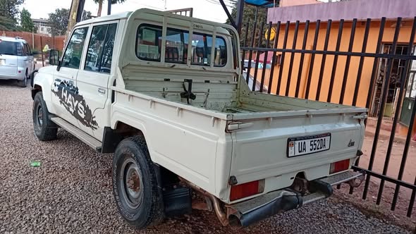 A picture of Land cruiser hard top