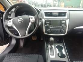 A picture of Hot direct Belgium Nissan Altima 2016 model tomb start for