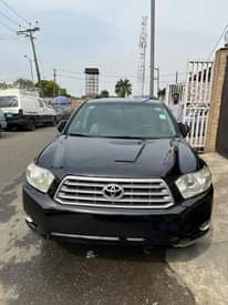 A picture of Toyota Highlander 2008 used keys start leather seat V6 engine