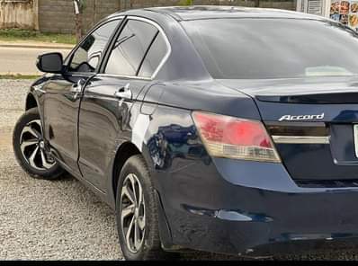 A picture of Extremely clean honda accord for sell 2011 model Ac working