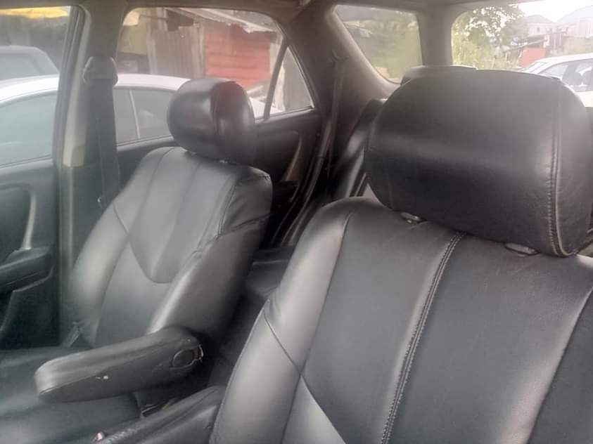 A picture of Rx Lexus 300