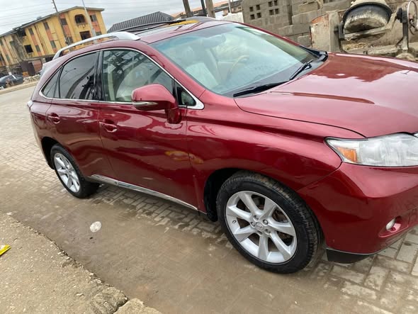 A picture of 2012 RX350